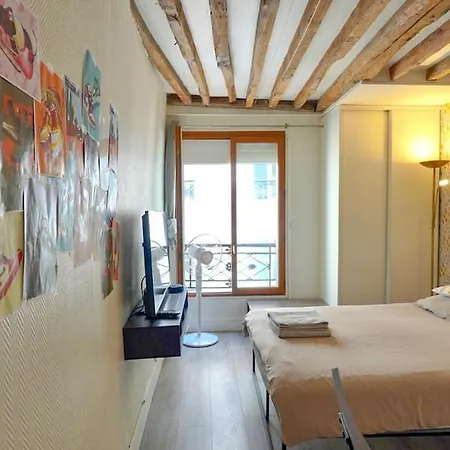 Apartman 04 Grand Near Republique *